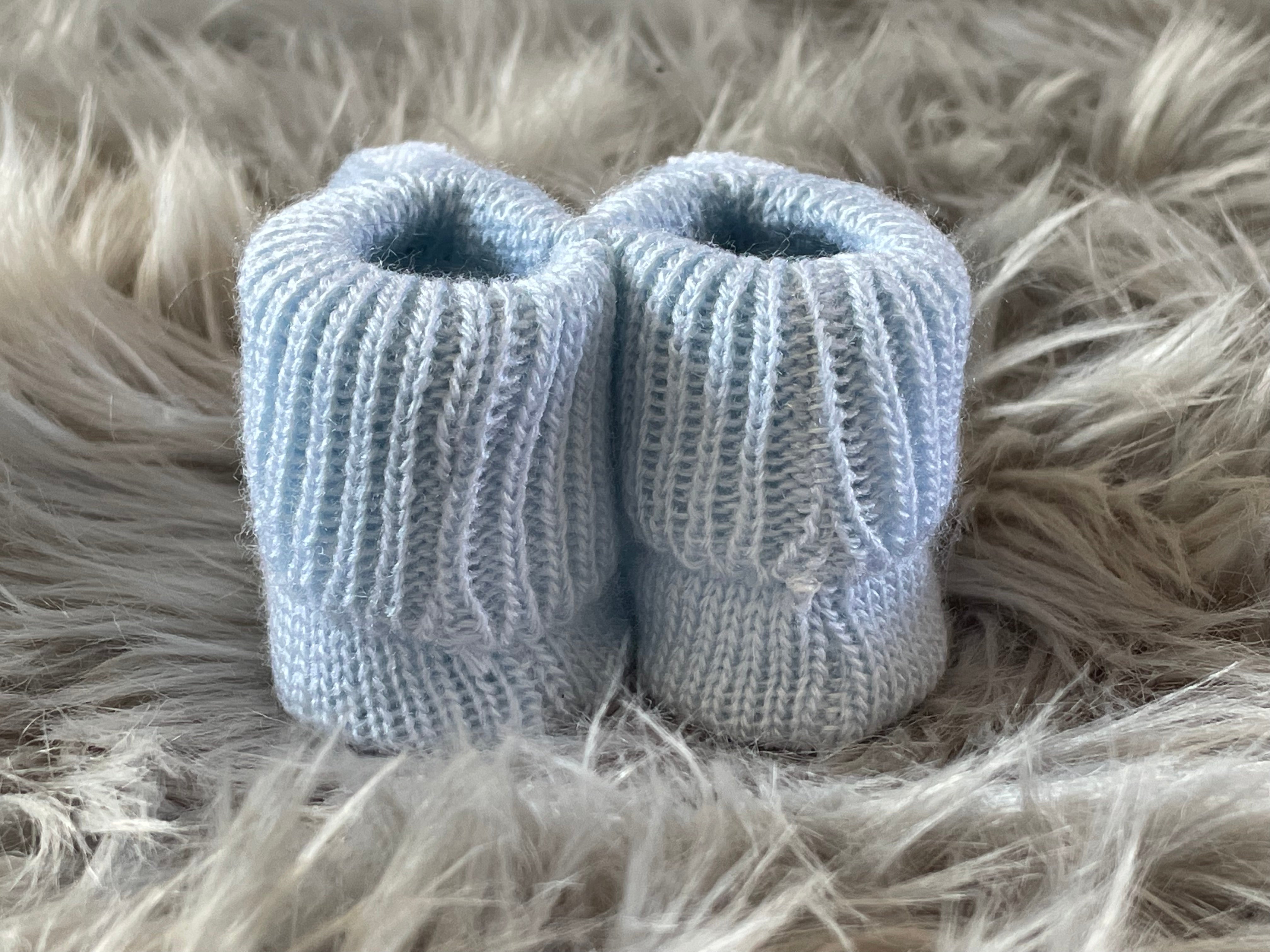 Baby Blue Knitted Newborn Baby Booties With Pom Pom