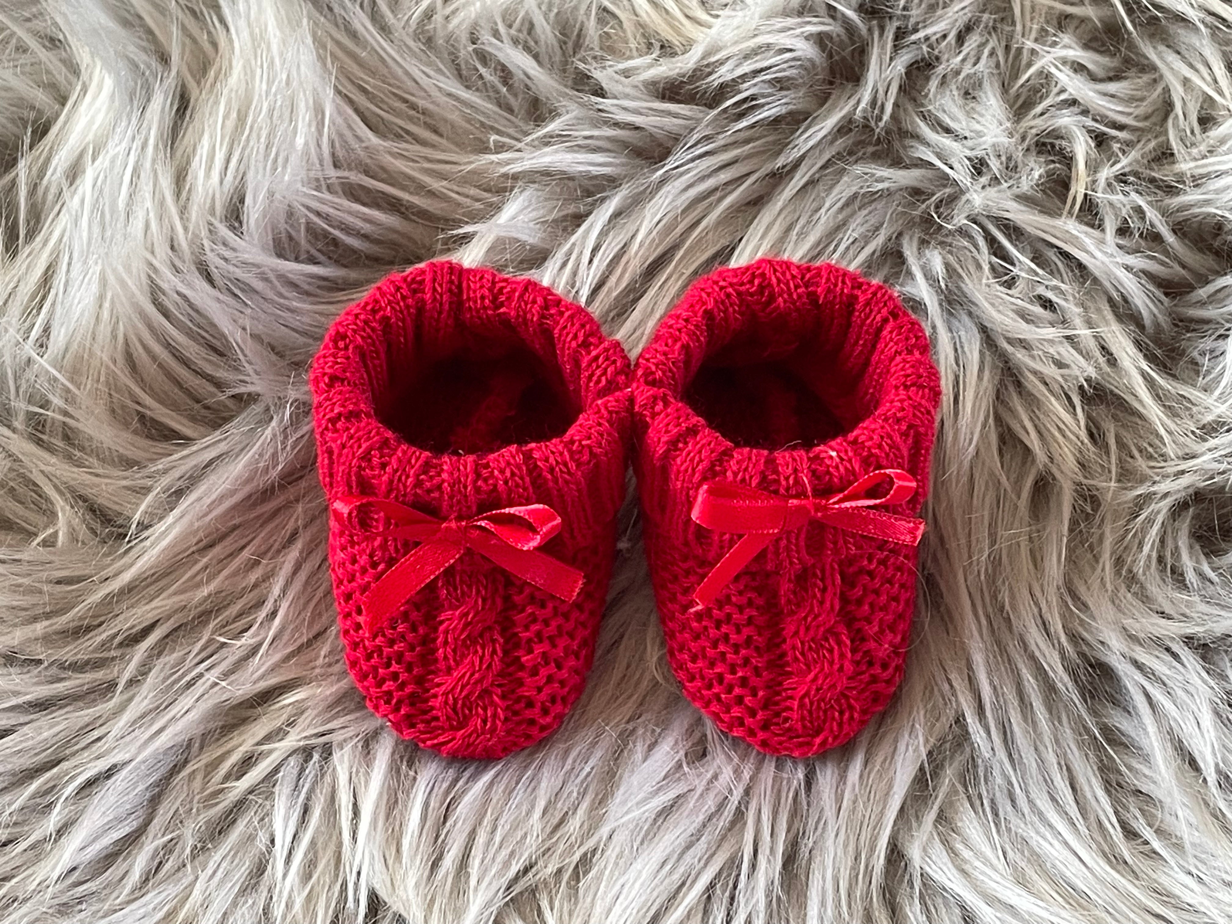 Wine Red Knitted Newborn Baby Booties With Bow